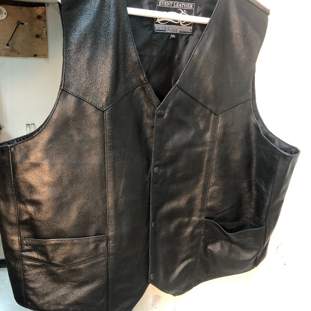 Men's Black Leather Vest